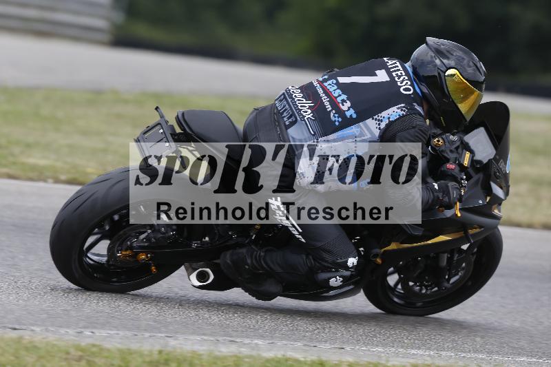 /30 23.06.2025 Get Faster Caremotion ADR/Rider Academy gruen/64